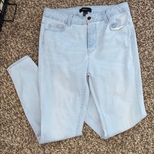 High waisted jeans